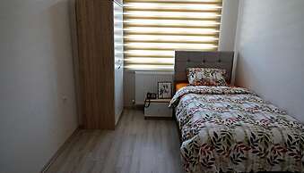 Hayat Home Suite
