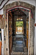 Saklı Konak