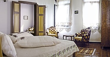 Saklı Konak