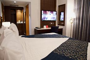 Nozol Royal Inn Hotel