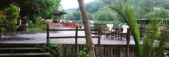 Robin's Nest