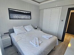 Cicek Apart Hotel