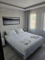Cicek Apart Hotel