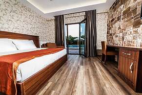 My Green Otel