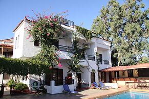 Hotel Mary