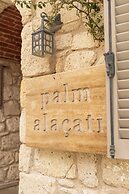 Palm Alaçatı Boutique Hotel