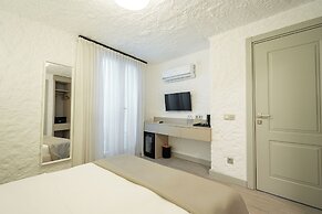 Palm Alaçatı Boutique Hotel