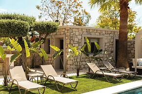Palm Alaçatı Boutique Hotel