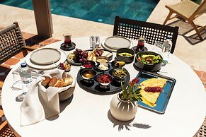 Palm Alaçatı Boutique Hotel