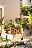 Palm Alaçatı Boutique Hotel