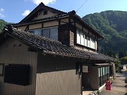 Guest House YAMASHITA-YA - Hostel