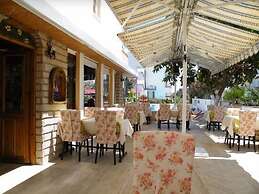 Ekin Hotel