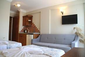 Rosy Suites Hotel