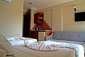 Rosy Suites Hotel
