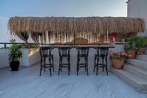 Rosy Suites Hotel