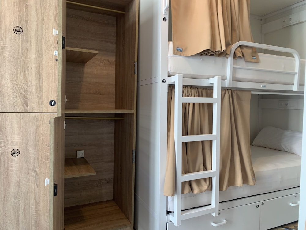 CoImpact Coliving - Hostel