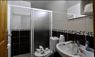 Ali Unal Apart Otel