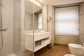 Dorma Almada Porto