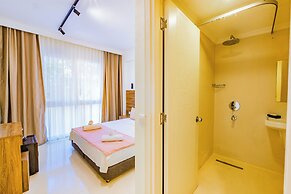 La Moda Beach Hotel
