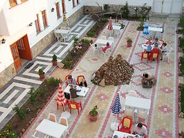 Hotel Baykal