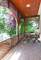 Orhan Kutbay'in Evi Turyolu Cafe Pansiyon