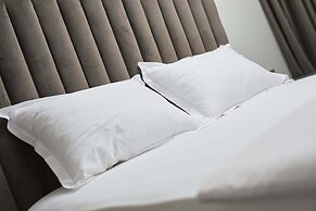 Sinema Hotel