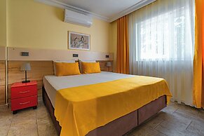 Ten Apart Hotel