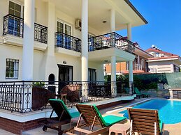 Ten Apart Hotel