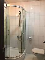 Hande Hotel