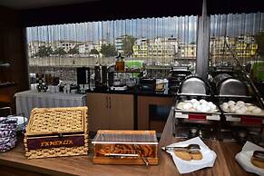Hande Hotel