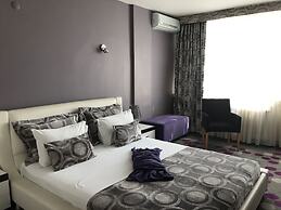 Hande Hotel