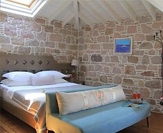 Cunda Lena Otel