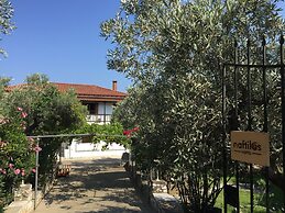 Naftilos Skiathos