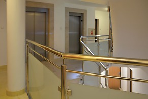 Szucha Apartments