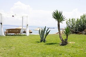 Ataol Beach & Bungalows