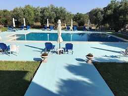 Ai - Helis Resort Hotel