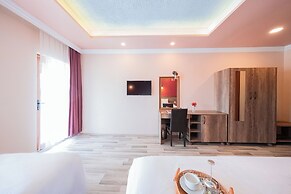 Assos Kadırga Otel