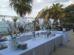 EliHotel