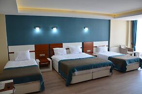 Grand Ahos Hotel