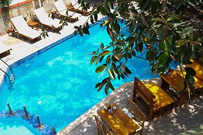 Oya Boutique Hotel & Suites