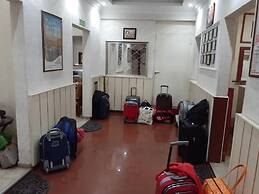 Yunus Hotel