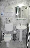 Yunus Hotel
