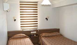 Yunus Hotel