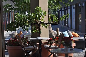7 Rooms - Adults Only