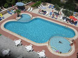 Oya Apartments