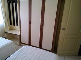 Oya Apartments