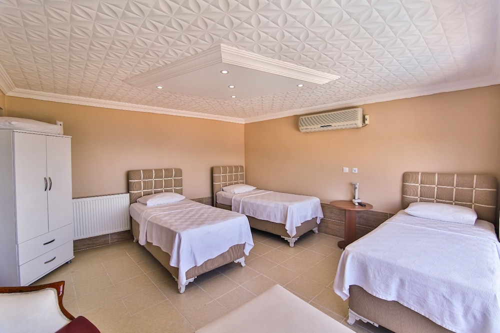 Gunter Seher Otel