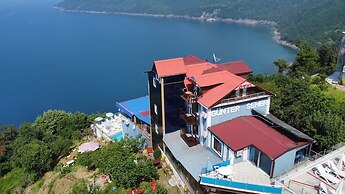 Gunter Seher Otel