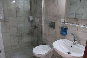 Otel Eroglu