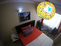 Eren Hotel